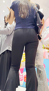 春节献礼优美的臀部线条始终让人着迷