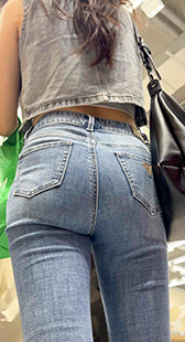 饱满丰臀紧翘让人着迷