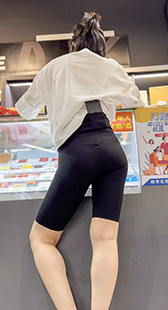 大屁股扭动后臀深邃如欲