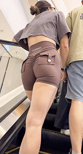 欧美瑜伽裤真少见