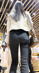 春节献礼黑牛仔大宽臀小姐姐