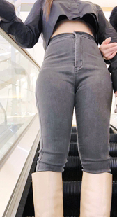 露腰苹果臀高跟小姐姐超会扭