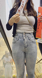 性感熟女胸器长发少妇