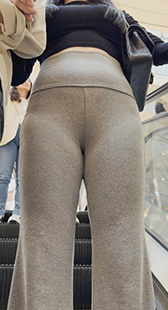 灰色高腰喇叭瑜伽裤蜜桃巨臀