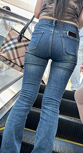 性感牛仔大屁股弹跳诱人